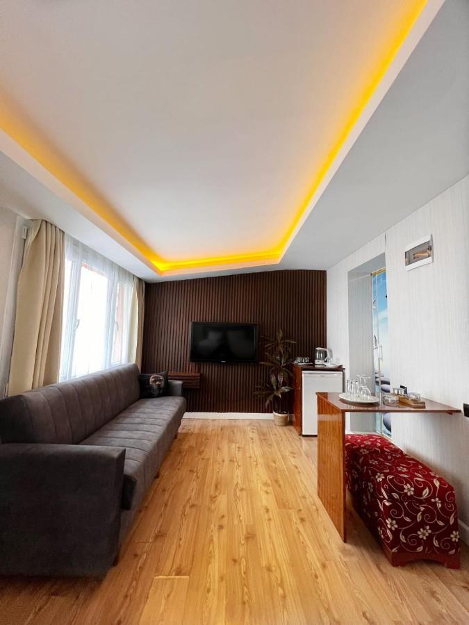 Zebra Alsancak Apart Otel *